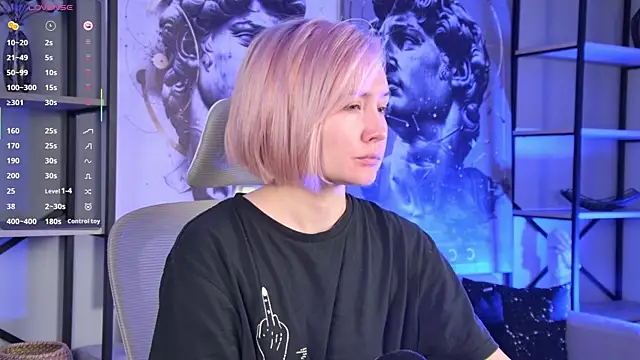 ReiYosimoto online show from November 21, 3:33 pm