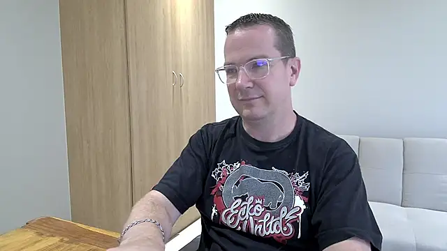 BrettJ81 online show from February 9, 2:15 pm