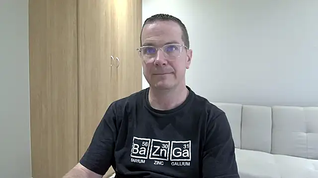BrettJ81 online show from May 31, 12:44 pm
