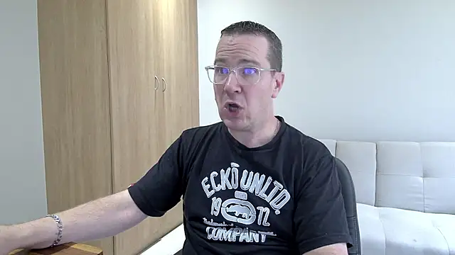 BrettJ81 online show from February 2, 2:27 pm