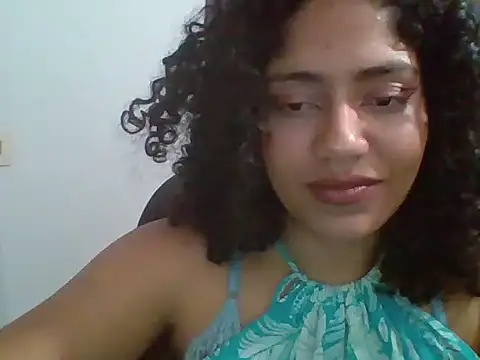 Snapshot of savanahottie chatting on December 4, 3:16 am savanahottie online show from December 4, 3:16 am