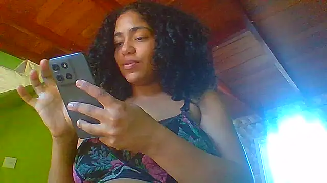 savanahottie online show from July 16, 4:37 pm