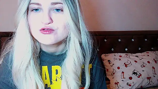 Sara4uu online show from October 16, 11:35 pm