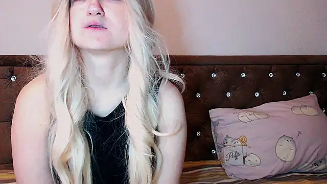 Sara4uu online show from September 19, 10:25 pm