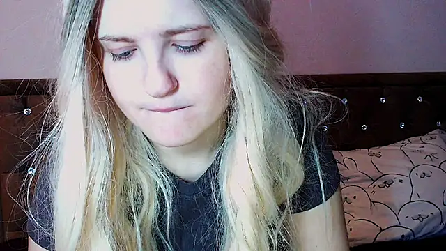 Sara4uu online show from November 16, 11:52 pm