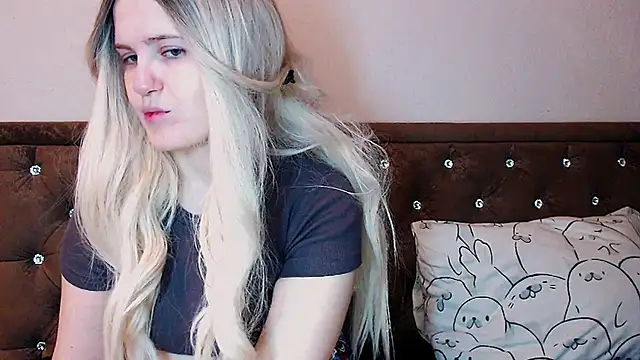 Sara4uu online show from November 23, 12:31 am