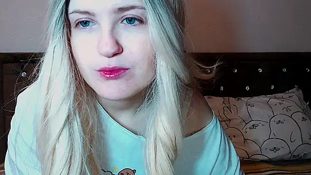 Sara4uu online show from December 1, 10:21 pm