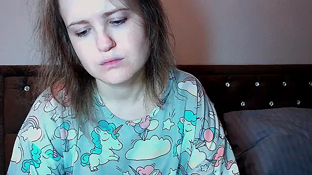Sara4uu online show from February 15, 10:30 pm