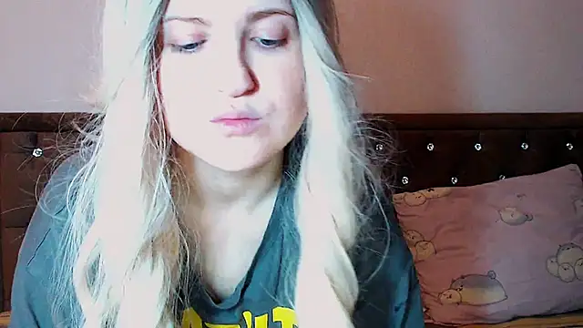 Sara4uu online show from September 25, 11:33 pm