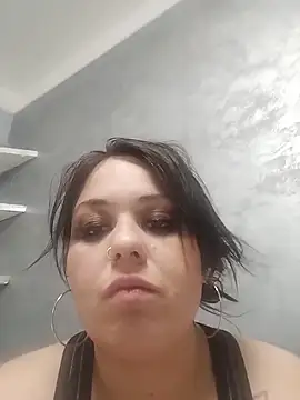Snapshot of venere97 chatting on June 29, 8:30 pm venere97 online show from June 29, 8:30 pm