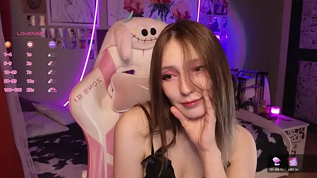 Evie Ro online show from April 4, 1:45 am