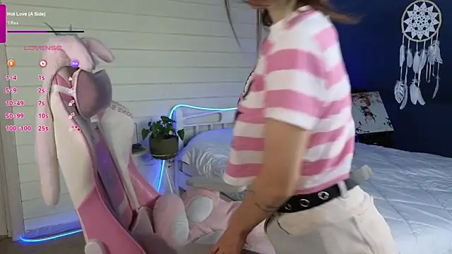 Evie Ro online show from June 13, 10:46 am