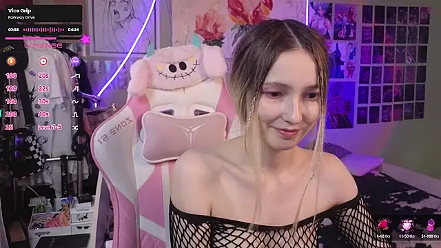 Evie Ro online show from March 3, 10:38 am