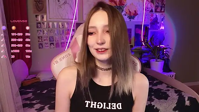 Evie Ro online show from April 27, 11:47 pm