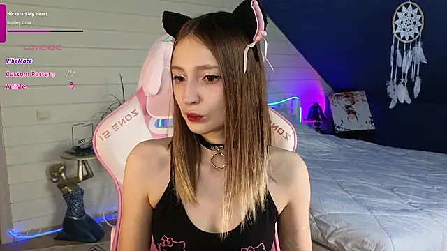 Evie Ro online show from June 25, 1:16 pm