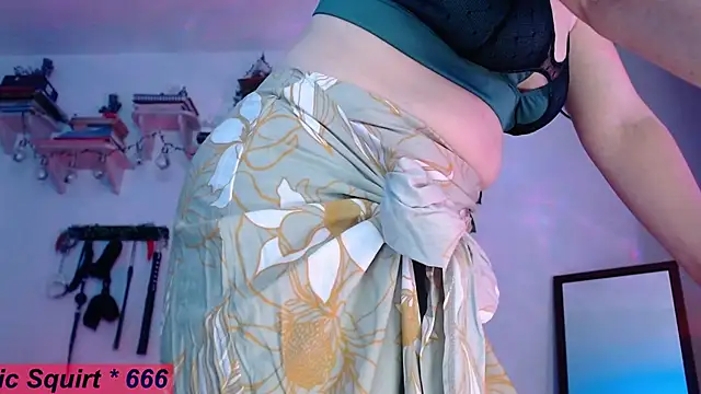 Snapshot of Eve_Blue77 chatting on March 18, 2:29 am Eve Blue77 online show from March 18, 2:29 am