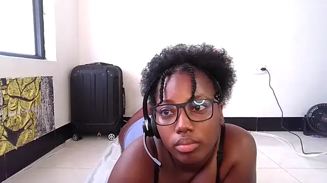 Ashaichious online show from October 17, 6:32 pm