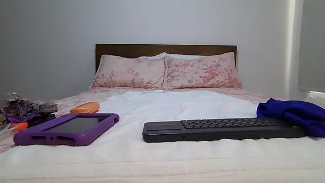 Ashaichious online show from January 17, 3:15 pm