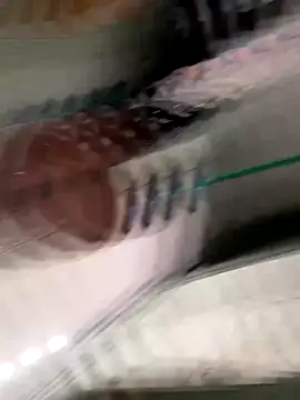 Snapshot of gui6789b chatting on September 20, 3:00 am gui6789b online show from September 20, 3:00 am