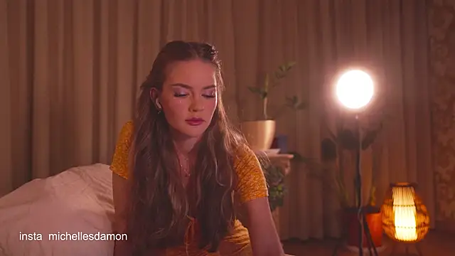 Snapshot of house_of_dragon chatting on December 14, 10:48 pm house of dragon online show from December 14, 10:48 pm