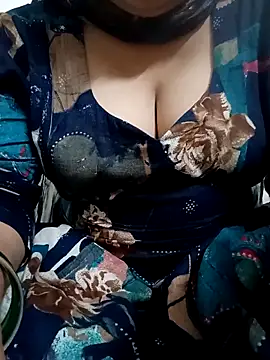 Snapshot of 09punjabi chatting on September 27, 11:16 am 09punjabi online show from September 27, 11:16 am