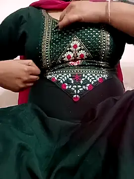 Snapshot of 09punjabi chatting on October 8, 8:27 am 09punjabi online show from October 8, 8:27 am