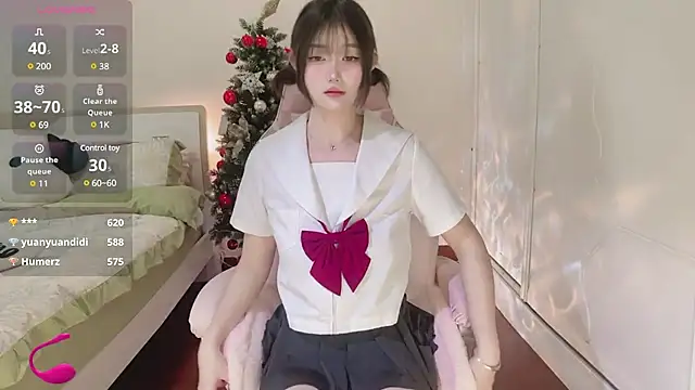 Dennielle- online show from January 30, 7:50 am