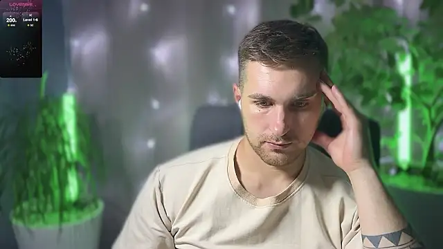 Sweeet  boy online show from March 20, 9:24 pm