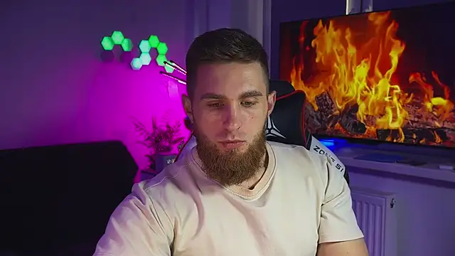 Sweeet  boy online show from April 18, 9:33 am