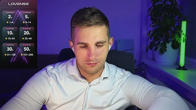 Sweeet  boy online show from September 13, 9:15 pm