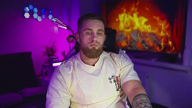 Sweeet  boy online show from February 8, 7:33 pm