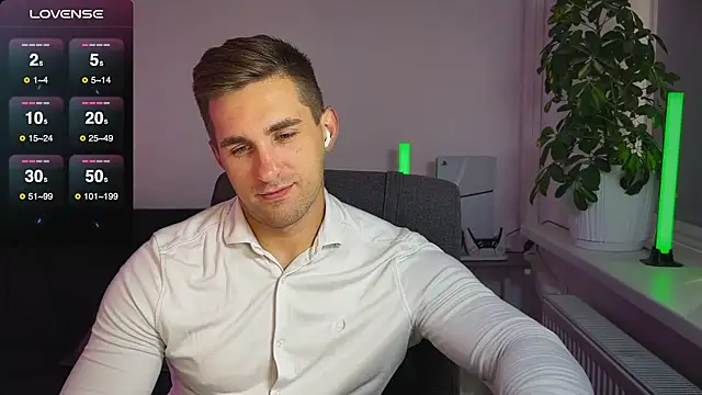 Sweeet  boy online show from September 25, 12:33 pm