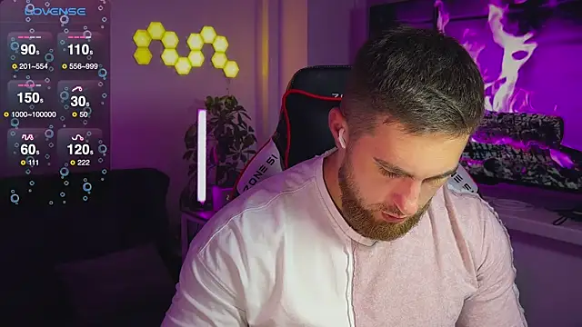 Sweeet  boy online show from December 16, 6:01 pm