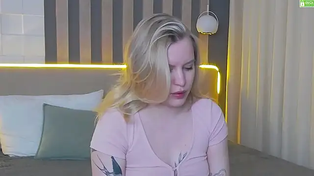 AmaliaBell online show from May 14, 4:26 pm