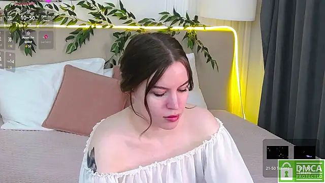 AmaliaBell online show from October 29, 1:10 pm