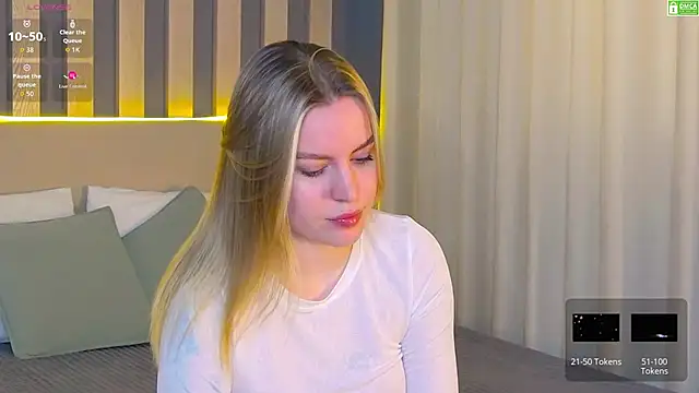 AmaliaBell online show from March 25, 1:10 pm