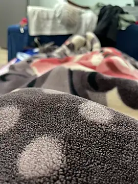 u wan me online show from January 8, 3:51 pm