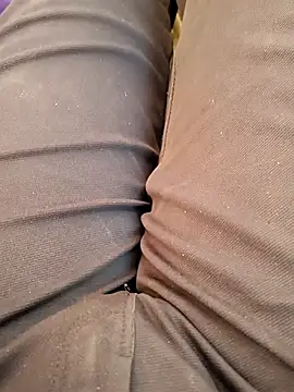 u wan me online show from November 18, 8:17 am