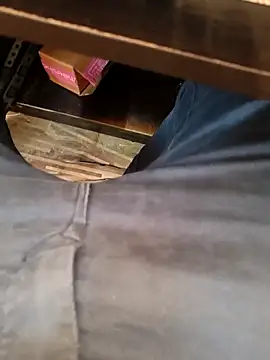 u wan me online show from March 11, 4:06 am