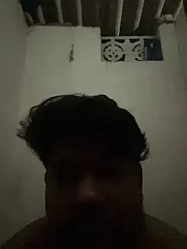 Snapshot of u_wan_me chatting on May 18, 6:56 pm u wan me online show from May 18, 6:56 pm