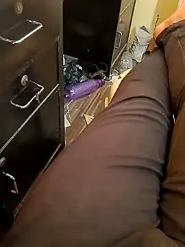 u wan me online show from December 3, 9:20 am