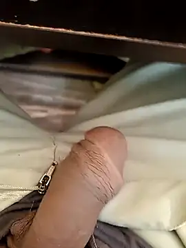 u wan me online show from February 14, 3:51 am