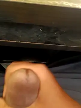 u wan me online show from April 11, 7:56 am