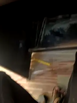 u wan me online show from December 20, 4:37 am