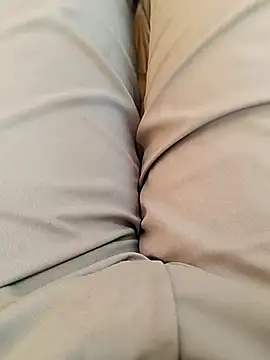 u wan me online show from February 10, 9:52 am