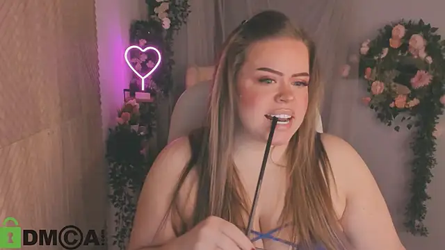 Sheila queen  online show from March 2, 1:04 am