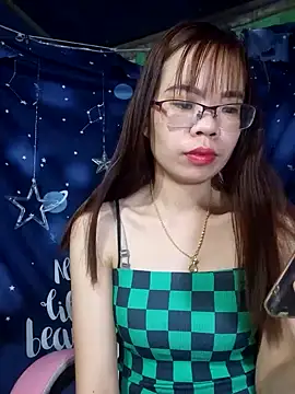 Snapshot of __Mai-love19__ chatting on March 11, 1:37 am Mai-love19 online show from March 11, 1:37 am