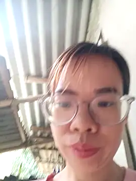   Mai-love19   online show from April 18, 8:49 am