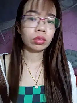 Snapshot of __Mai-love19__ chatting on March 20, 11:23 pm Mai-love19 online show from March 20, 11:23 pm
