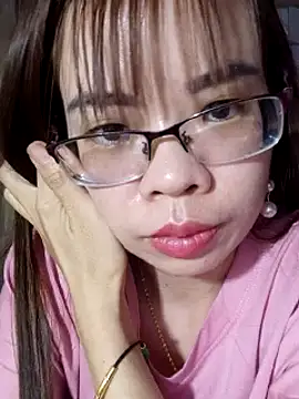 Snapshot of __Mai-love19__ chatting on March 4, 1:17 pm Mai-love19 online show from March 4, 1:17 pm